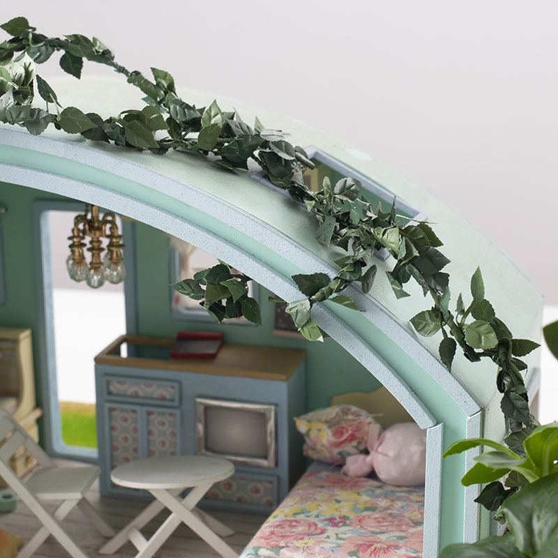 Yeni 1/12 Ölçekli Oyuncak Ev S - Smart Garden Mini incelemesi ve fiyatı